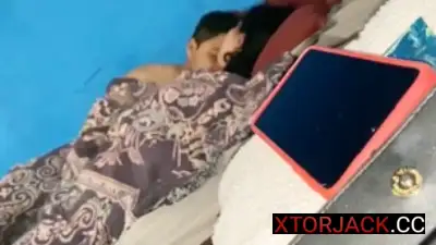 At dinala na naman ng dormmate ko ang jowa niya pasimpleng pinipinger pa kala di ko pansin