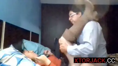 Prof Tinuhog ang Estudyanteng Malibog na Laging Naka Mini Skirt