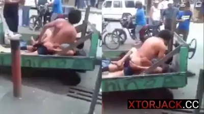Sa bangketa nagkantotan noon araw ng mga puso