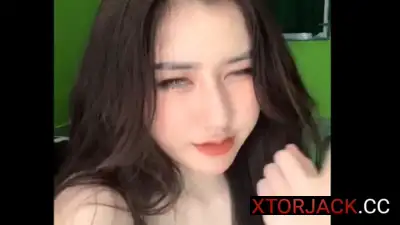 Bigo Rainey nakasuot ng nightgown na nagtitease – Petite pero malaki boobs