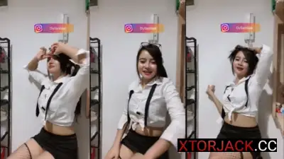 Bigo Dyllan Nasilipan ng Panty sa Maikling Skirt Highschool Uniform Cosplay