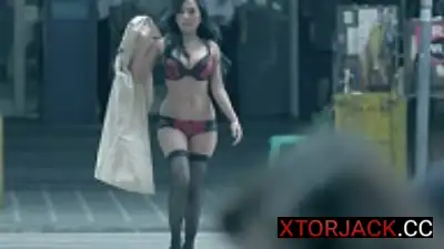 Jelai Andres Rampa sa Public suot lang ang Underwear